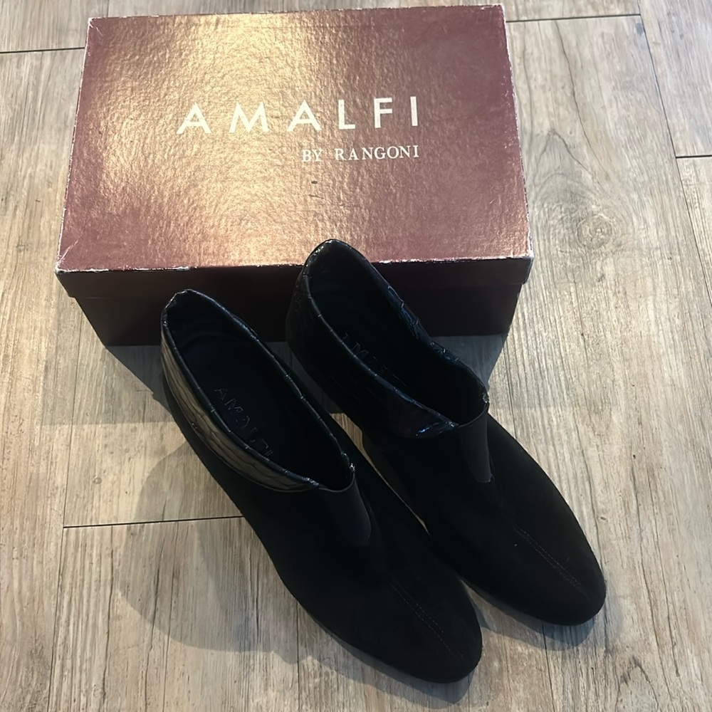 Amalfi by Rangoni ankle boots (suede with leather wrapped around ankle)